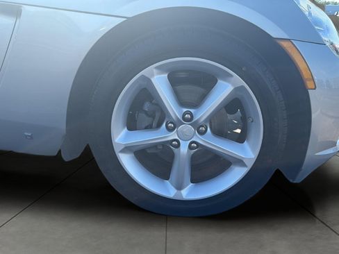 Used 2009 Saturn Sky RWD image 16