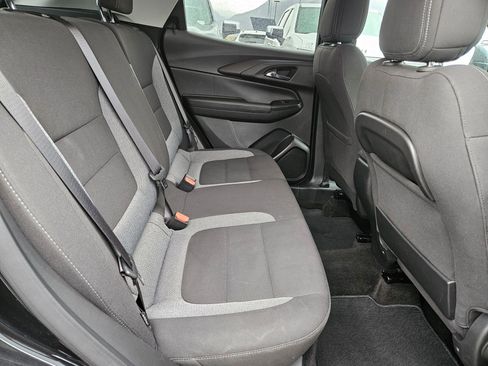 Used 2023 Chevrolet TrailBlazer LT AWD/4WD image 29