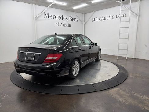 Used 2013 Mercedes-Benz C 250 Sedan image 7
