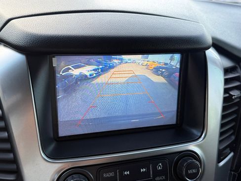 Used 2016 Chevrolet Suburban LS RWD image 32