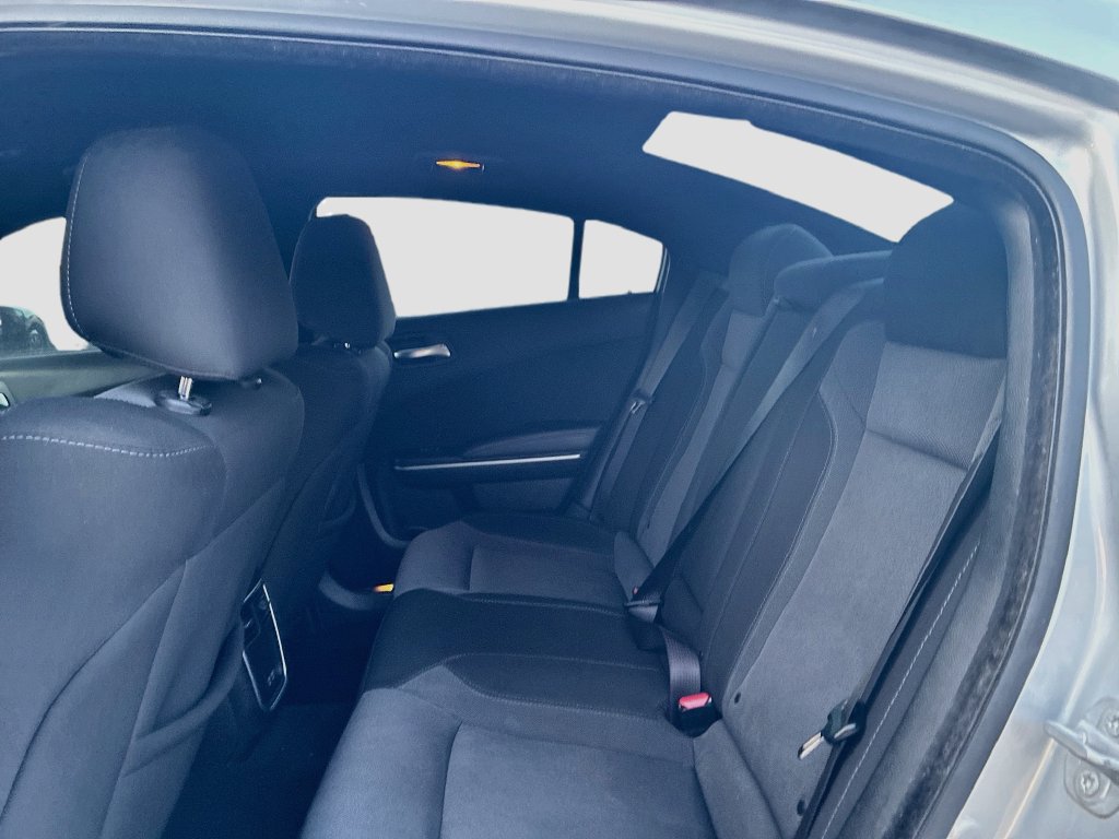 Used 2022 Dodge Charger SXT RWD image 22