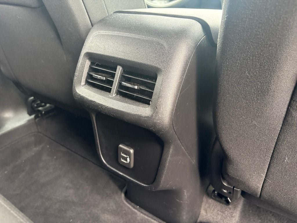 Used 2019 Chevrolet Equinox LT FWD image 29