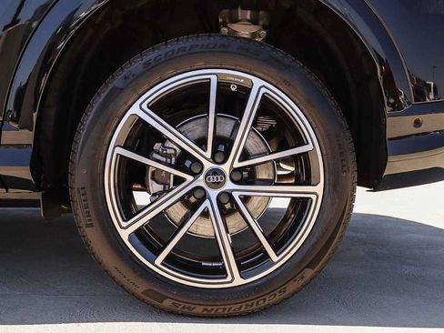 New 2026 Audi Q5 Premium Plus AWD/4WD image 13