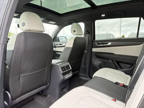 New 2026 Volkswagen Atlas Cross Sport SEL Premium R-Line AWD/4WD image 12