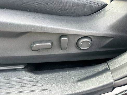 Certified 2024 Subaru Outback Premium image 22