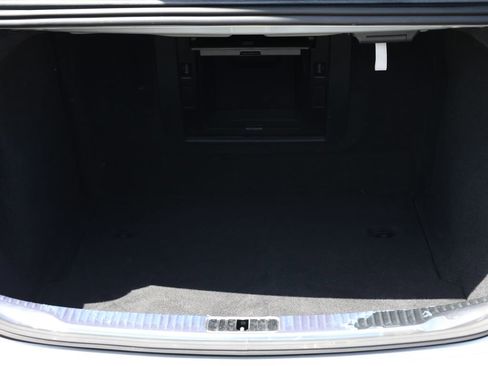 Used 2023 Mercedes-Benz S 500 4MATIC w/ AMG Line image 8