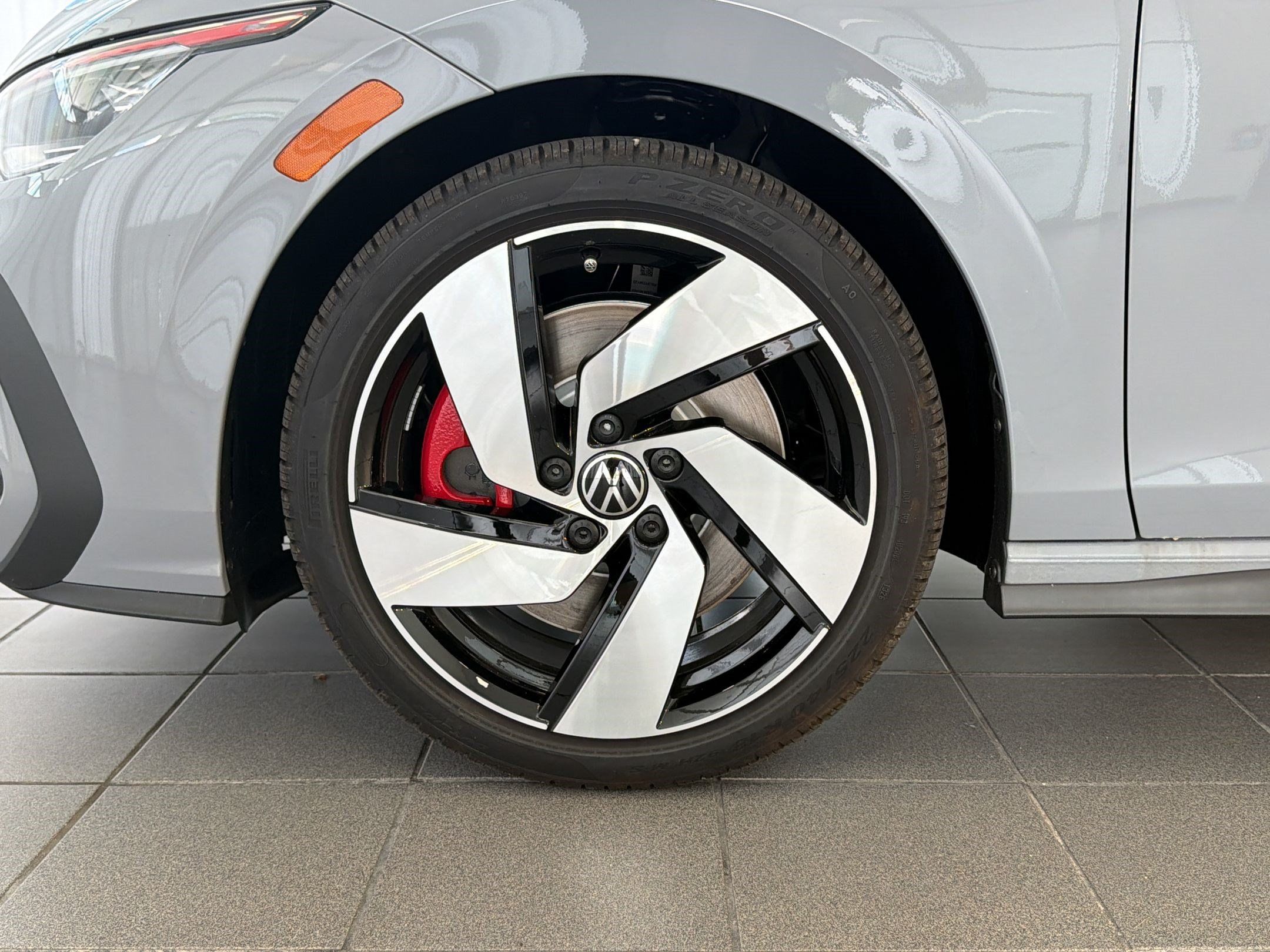 New 2026 Volkswagen Golf SE FWD image 13