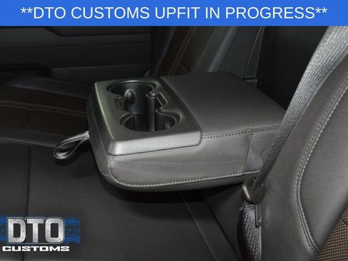 Used 2025 Chevrolet Silverado 1500 High Country w/ Midnight Edition AWD/4WD image 42