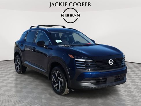 New 2026 Nissan Kicks SV w/ Charging Package image 3