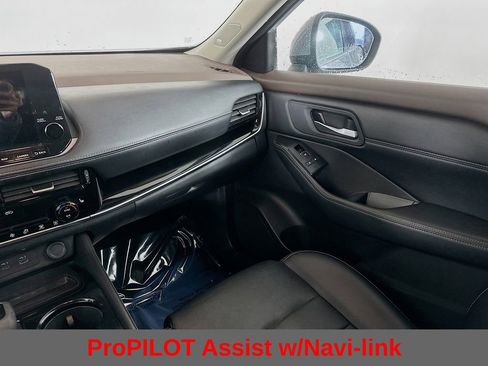 Used 2022 Nissan Rogue SL w/ SL Premium Package image 33