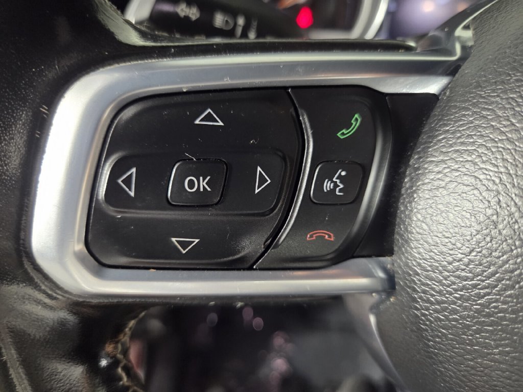Used 2021 Jeep Wrangler Unlimited Sahara AWD/4WD image 38