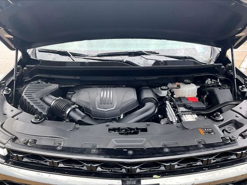 Used 2024 Chevrolet Traverse Z71 w/ Enhanced Driving Package AWD/4WD image 9