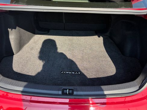 Used 2020 Toyota Corolla SE w/ Carpet Mat Package (TMS) FWD image 25