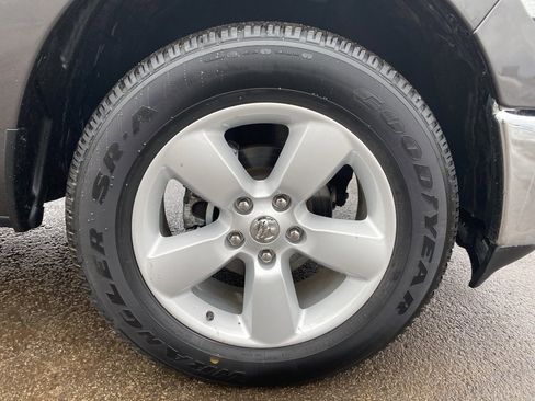 Used 2024 RAM 1500 Tradesman w/ Tradesman SXT Package image 9