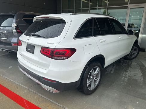Used 2020 Mercedes-Benz GLC 300 4MATIC image 2