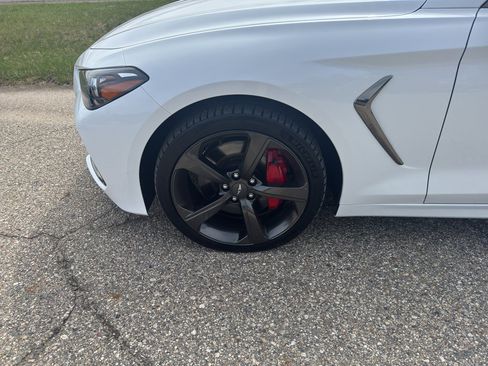 Used 2021 Genesis G70 3.3T w/ Sport Package image 4