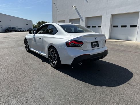 Used 2025 BMW 230i xDrive Coupe w/ Premium Package AWD/4WD image 12