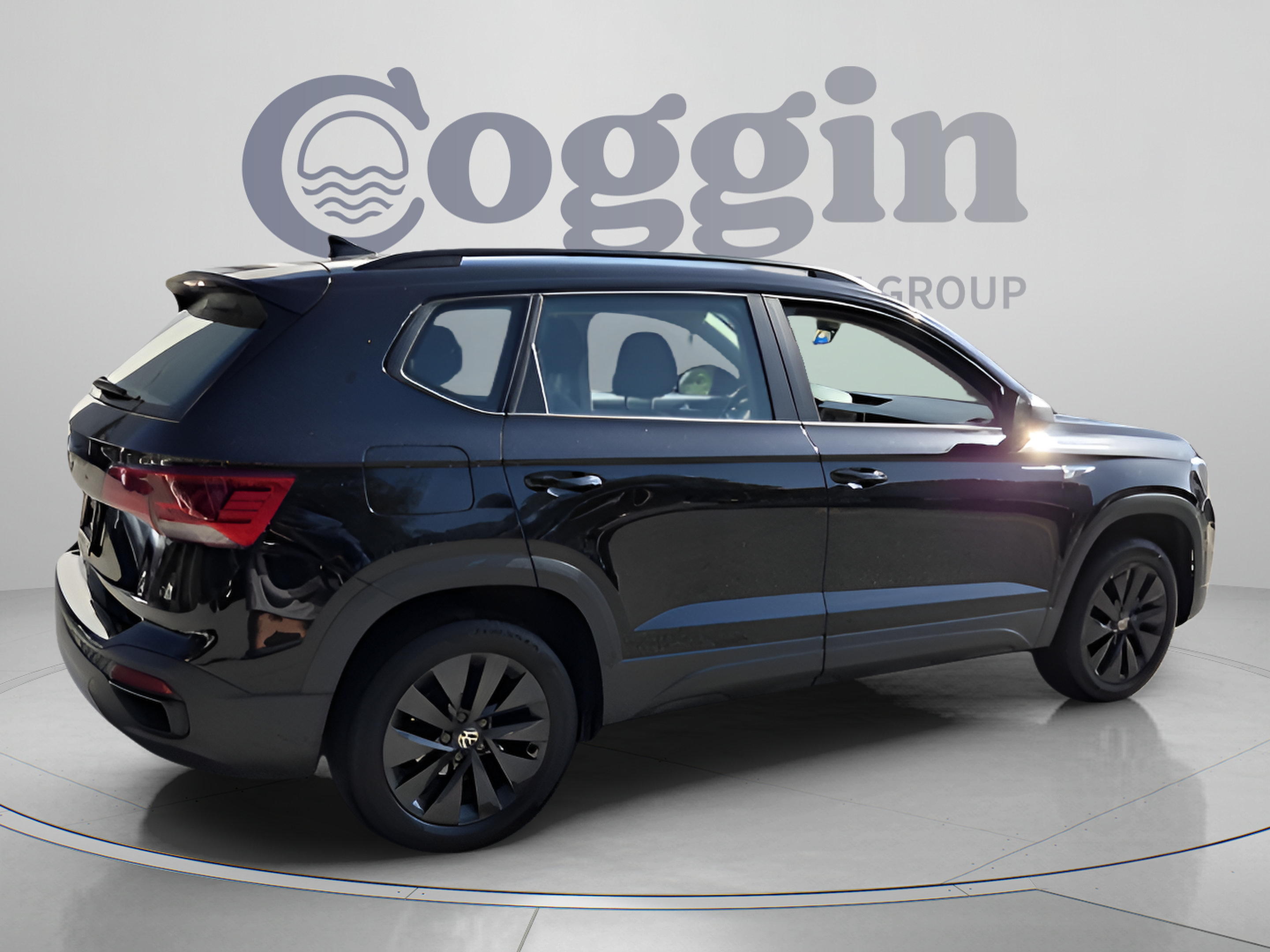 Used 2024 Volkswagen Taos S FWD image 5