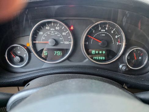 Used 2013 Jeep Wrangler Sahara w/ Dual Top Group AWD/4WD image 16