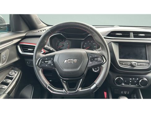 Used 2022 Chevrolet TrailBlazer RS AWD/4WD image 13