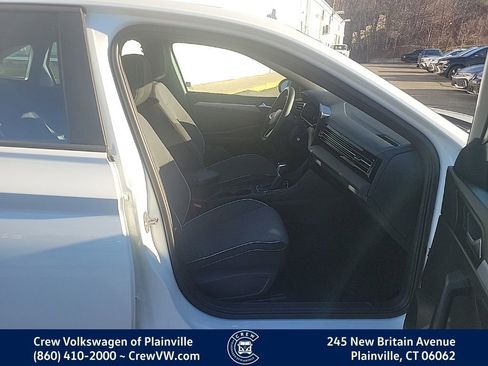 Certified 2025 Volkswagen Jetta Sport image 16