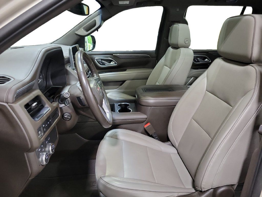 Used 2021 GMC Yukon SLT w/ SLT Premium Package AWD/4WD image 13