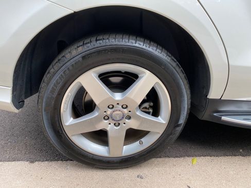 Used 2015 Mercedes-Benz ML 350 2WD w/ Premium 1 Package image 26