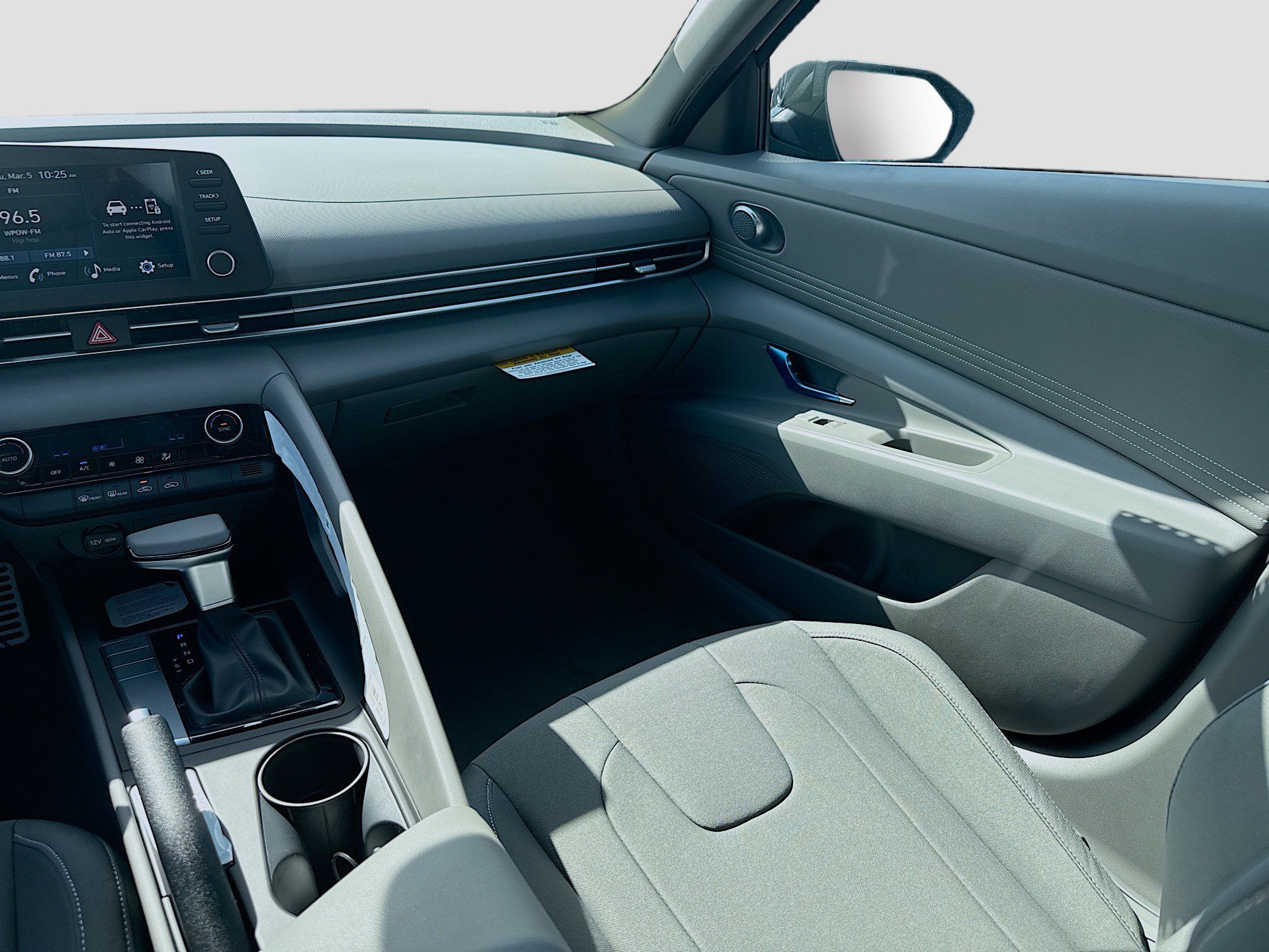 New 2026 Hyundai Elantra Sport FWD image 16