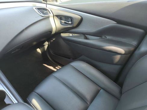 Certified 2024 Nissan Murano SV FWD image 27
