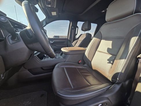 Used 2025 GMC Sierra 2500 Denali w/ Technology Package image 22