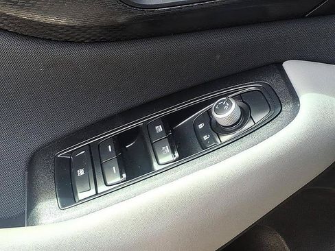 Used 2023 Subaru Outback Premium AWD/4WD image 18