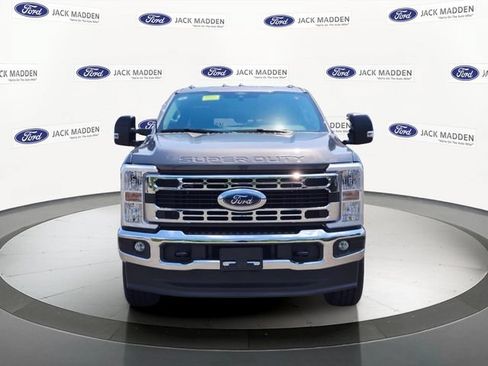 New 2026 Ford F250 XLT w/ FX4 Off-Road Package AWD/4WD image 8