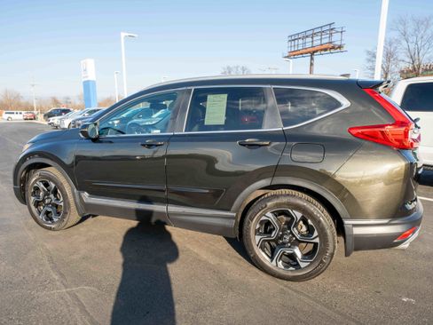 Used 2018 Honda CR-V Touring image 4