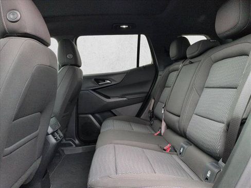Used 2026 Chevrolet Equinox LT FWD image 16