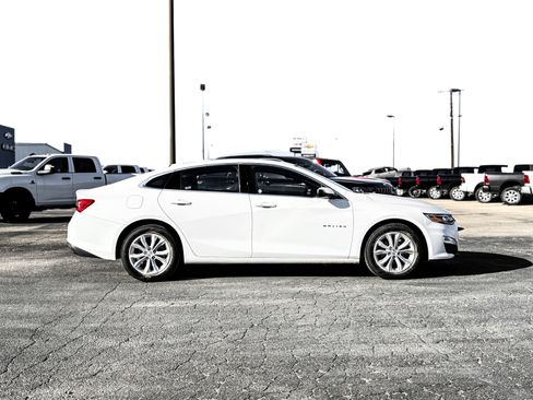 Used 2024 Chevrolet Malibu LT image 4