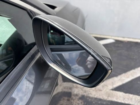 Used 2023 MAZDA MAZDA3 s FWD image 10