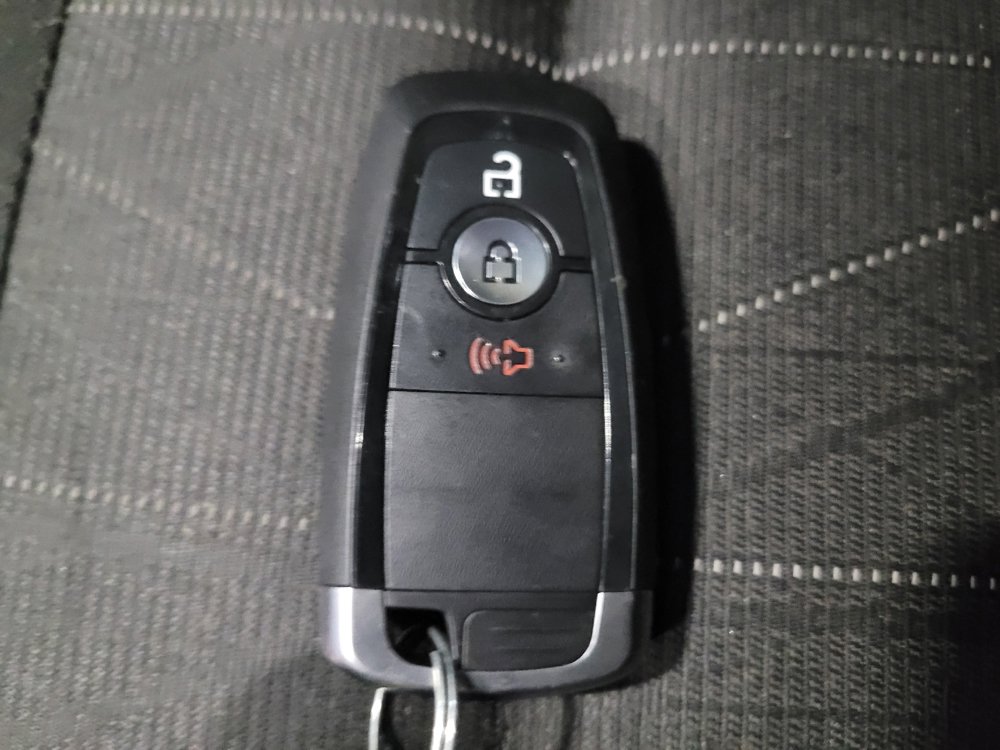 Used 2020 Ford EcoSport SE w/ SE Convenience Package FWD image 32
