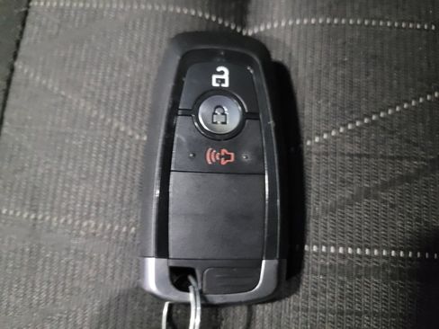 Used 2020 Ford EcoSport SE w/ SE Convenience Package FWD image 32