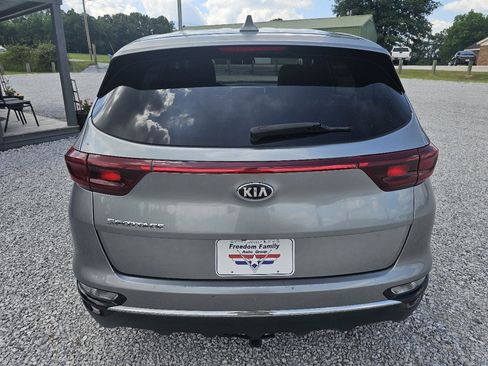 Used 2020 Kia Sportage LX AWD/4WD image 9