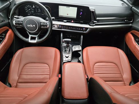 Certified 2023 Kia Sportage SX AWD/4WD image 5