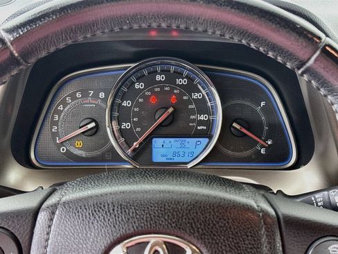 Used 2014 Toyota RAV4 Limited w/ Technology Package FWD image 14