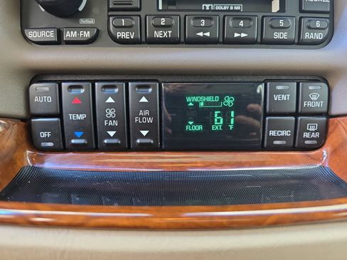 Used 2003 Buick Park Avenue Ultra w/ Ultra Luxury Package FWD image 21