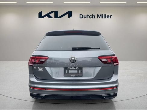 Used 2024 Volkswagen Tiguan SE R-Line FWD image 3