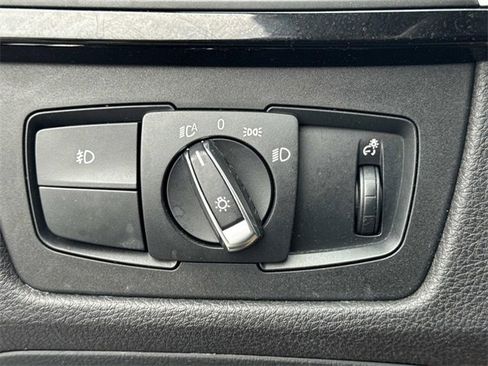 Used 2017 BMW 330i Sedan image 15