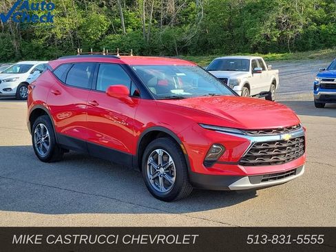 Used 2024 Chevrolet Blazer LT w/ Convenience Package FWD image 7