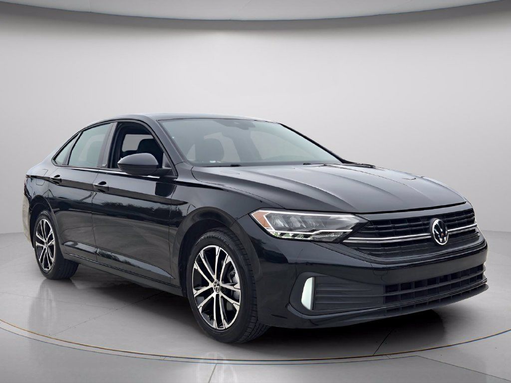 Used 2024 Volkswagen Jetta Sport FWD image 8