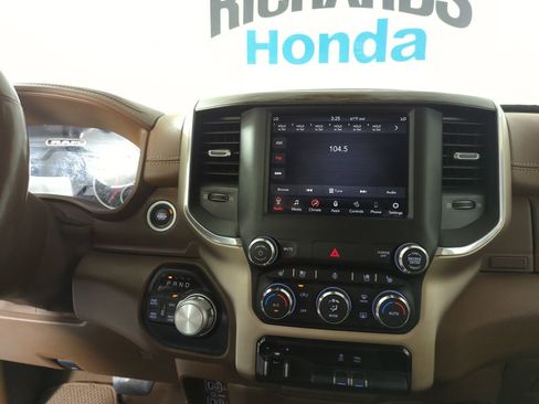 Used 2019 RAM 1500 Laramie image 13