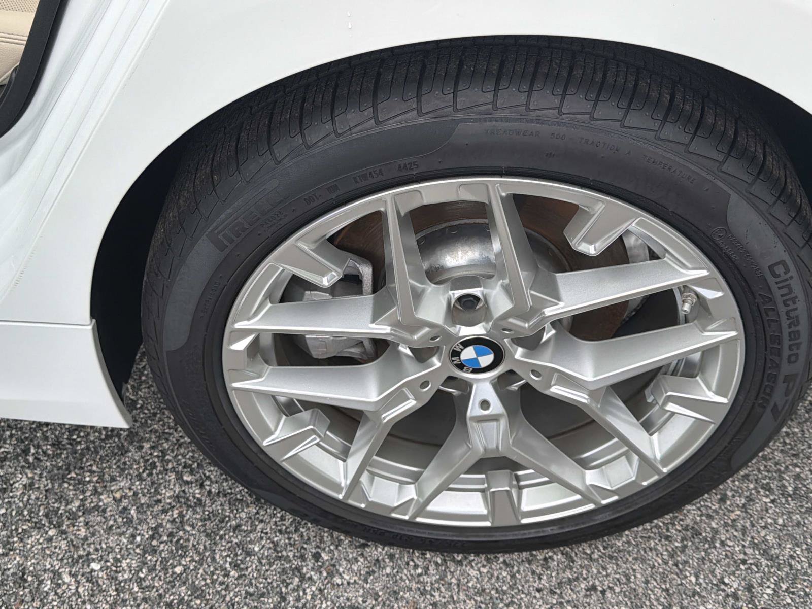 Certified 2026 BMW 330i Sedan w/ Convenience Package RWD image 10