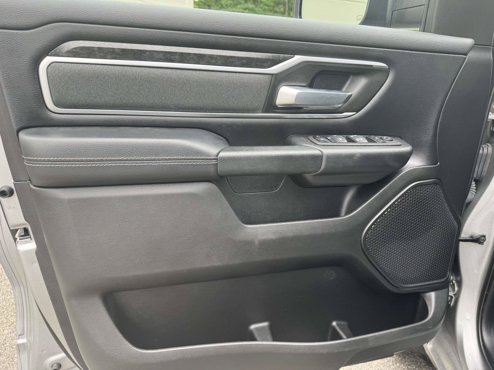 Used 2023 RAM 1500 Big Horn AWD/4WD image 18