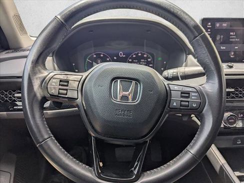 Used 2024 Honda Accord EX-L image 10